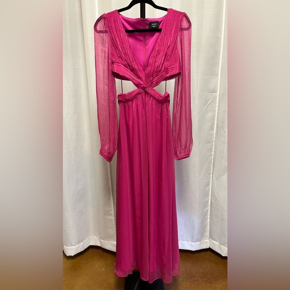 Vici collection Magenta guest of honor gown | size Small